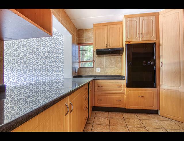 3 BEDROOM CLUSTER TO LET IN CRAIGAVON
